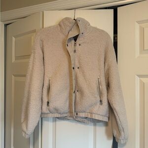 Vuori Cream Fleece Jacket
